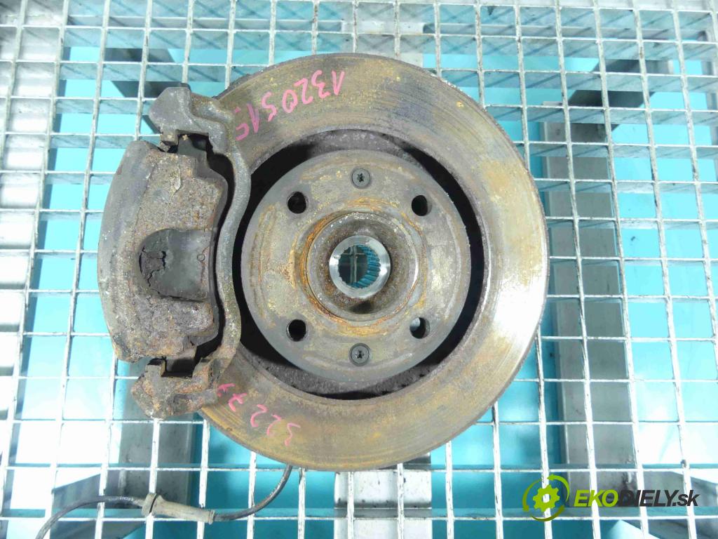 Peugeot 307 1.4 16v 88 HP manual 65 kW 1360 cm3 5- náboj ľavé  (Náboje)