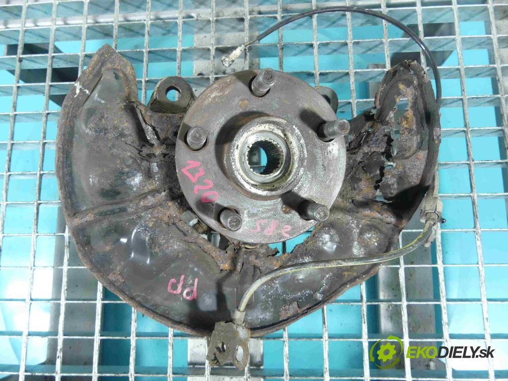 Toyota Avensis II T25 2003-2008 1.6 vvti 110 HP manual 81 kW 1598 cm3 4- náboj pravé  (Náboje)