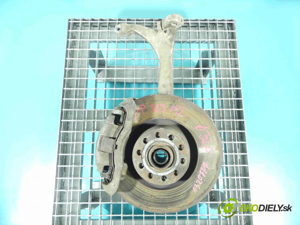 Audi A8 D3 2002-2009 3.0 tdi 232KM automatic 171 kW 2967 cm3 4- náboj pravé  (Náboje)