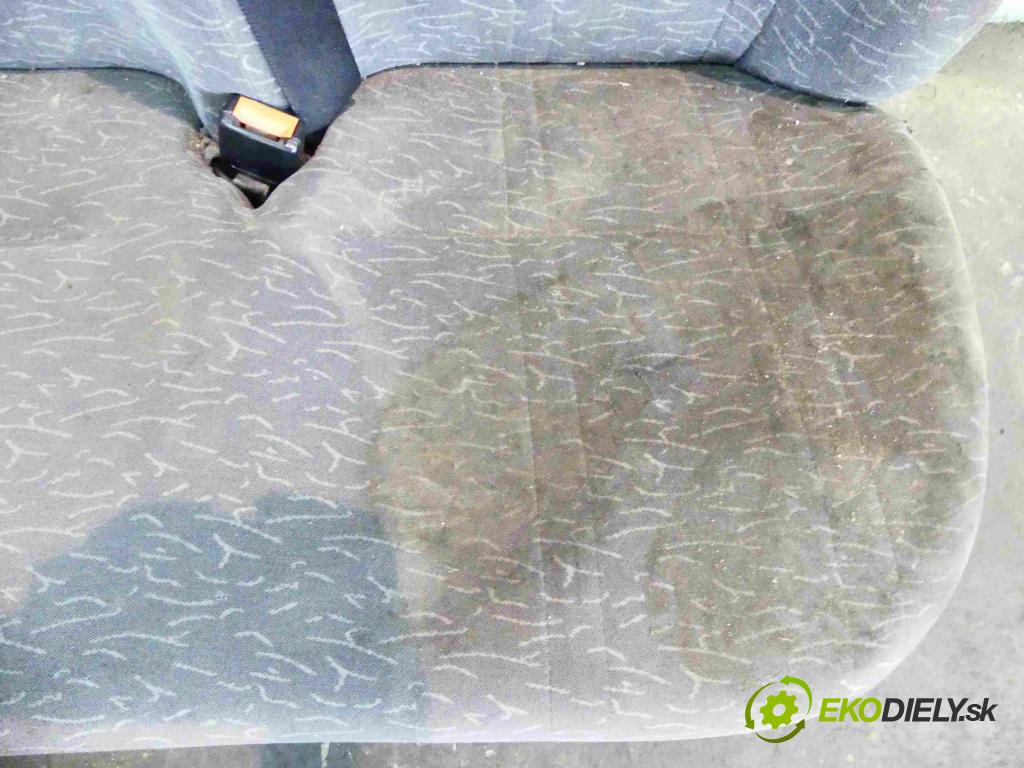 Ford Transit 2000-2006 2.0 tddi 85 HP manual 62,5 kW 1998 cm3 5- Sedačka pravý  (Sedačky, sedadlá)