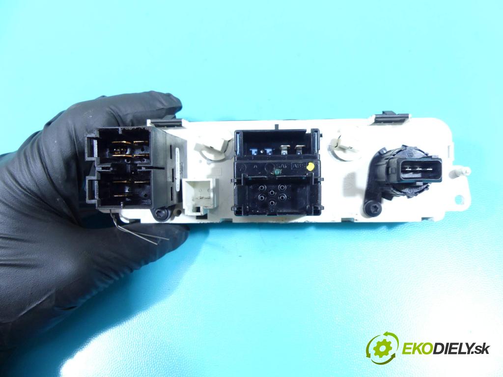 Ford Mondeo Mk1 1993-1996 1.8 16v 116 HP manual 85 kW 1796 cm3 5- panel kúrenia 93BW18D451A