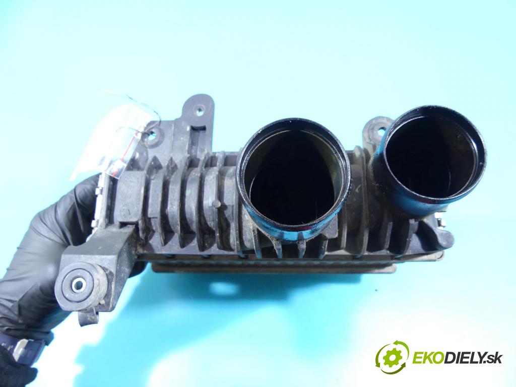 Toyota Avensis I T22 1997-2003 2.0 d4d 110 hp manual 81 kW 1995 cm3 5- Intercooler  (Chladiče nasávaného vzduchu (intercoolery))