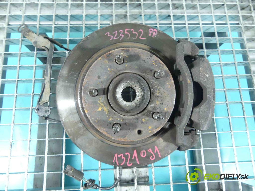 Mazda Premacy 1.8 16V 101 HP manual 74 kW 1840 cm3 5- náboj pravé  (Náboje)