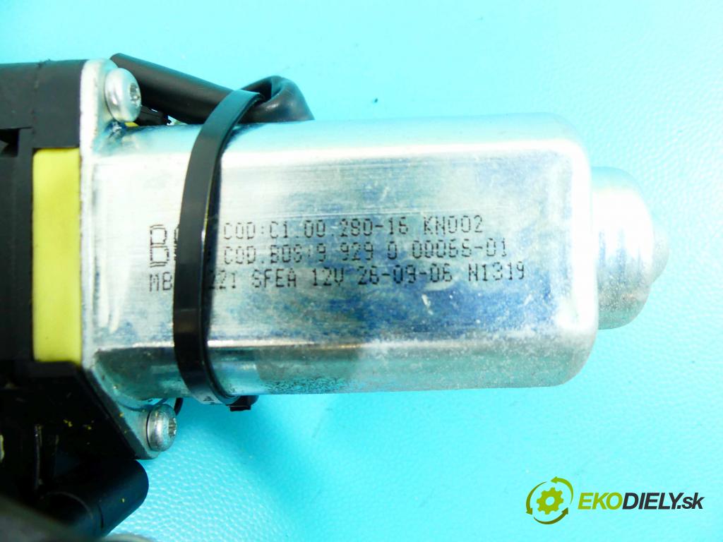 Mercedes S W221 2005-2013 3.0 cdi 235 HP automatic 173 kW 2987 cm3 4- roleta A2218100420 (Rolety kufra)