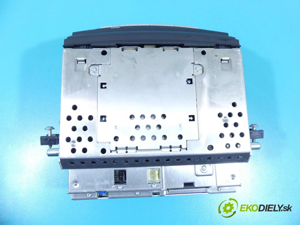 Mercedes S W221 2005-2013 3.0 cdi 235 HP automatic 173 kW 2987 cm3 4- Menič: cd A2218709287 (CD meniče)