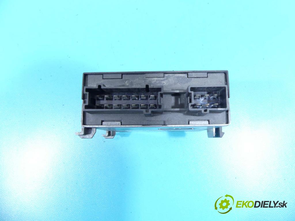 Mercedes S W221 2005-2013 3.0 cdi 235 HP automatic 173 kW 2987 cm3 4- modul riadiaca jednotka 2218706185 (Ostatné)