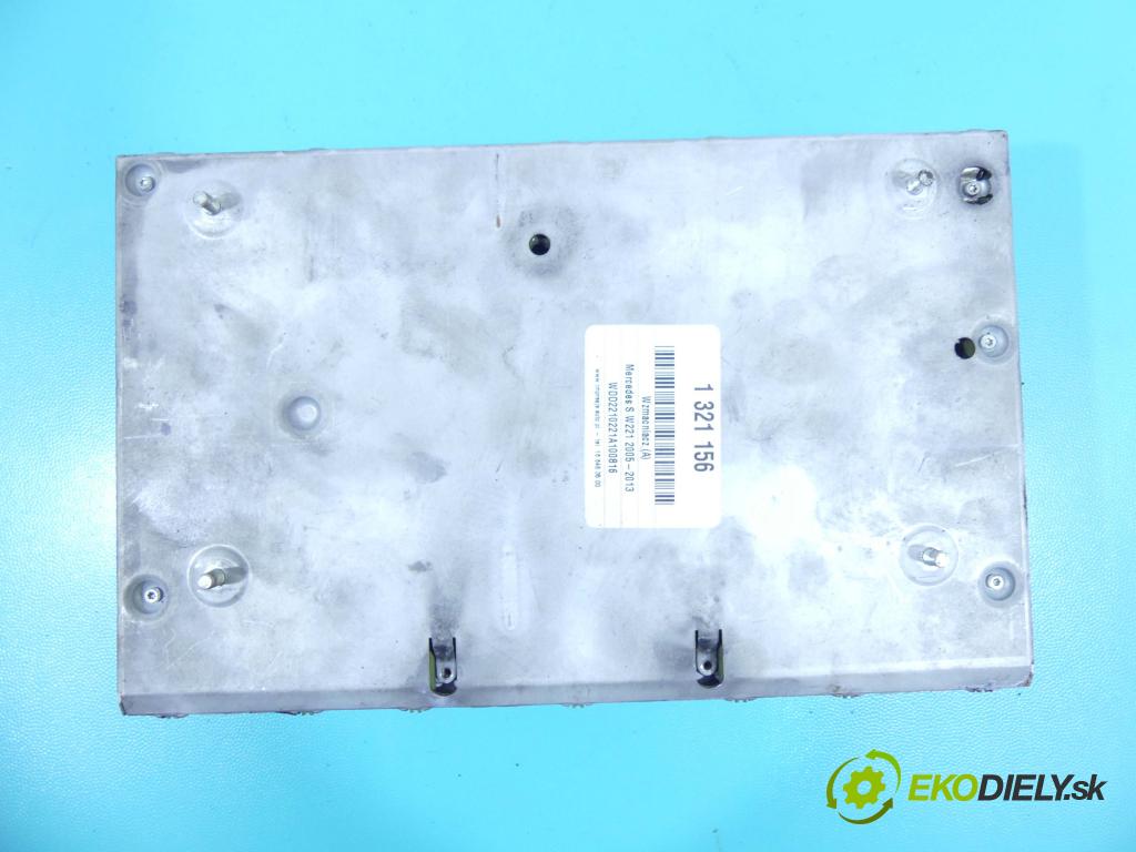 Mercedes S W221 2005-2013 3.0 cdi 235 HP automatic 173 kW 2987 cm3 4- Zesilovač: A2218701789 (Zosilňovače)