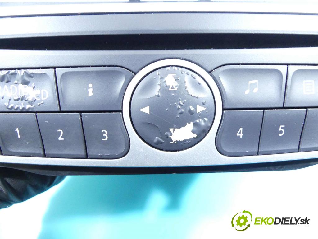 Renault Fluence 1.6 16V 110 HP manual 81 kW 1598 cm3 4- Radio originál 281150030R