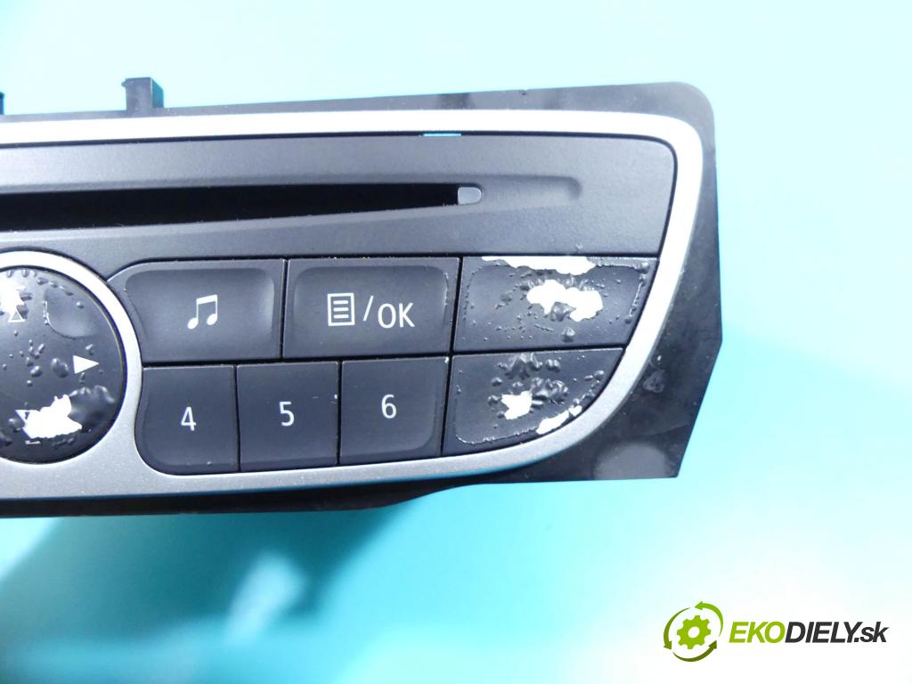 Renault Fluence 1.6 16V 110 HP manual 81 kW 1598 cm3 4- Radio originál 281150030R