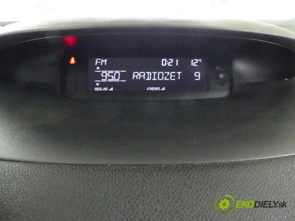 Renault Fluence 1.6 16V 110 HP manual 81 kW 1598 cm3 4- Zobrazit: 280349044R (Prístrojové dosky, displeje)
