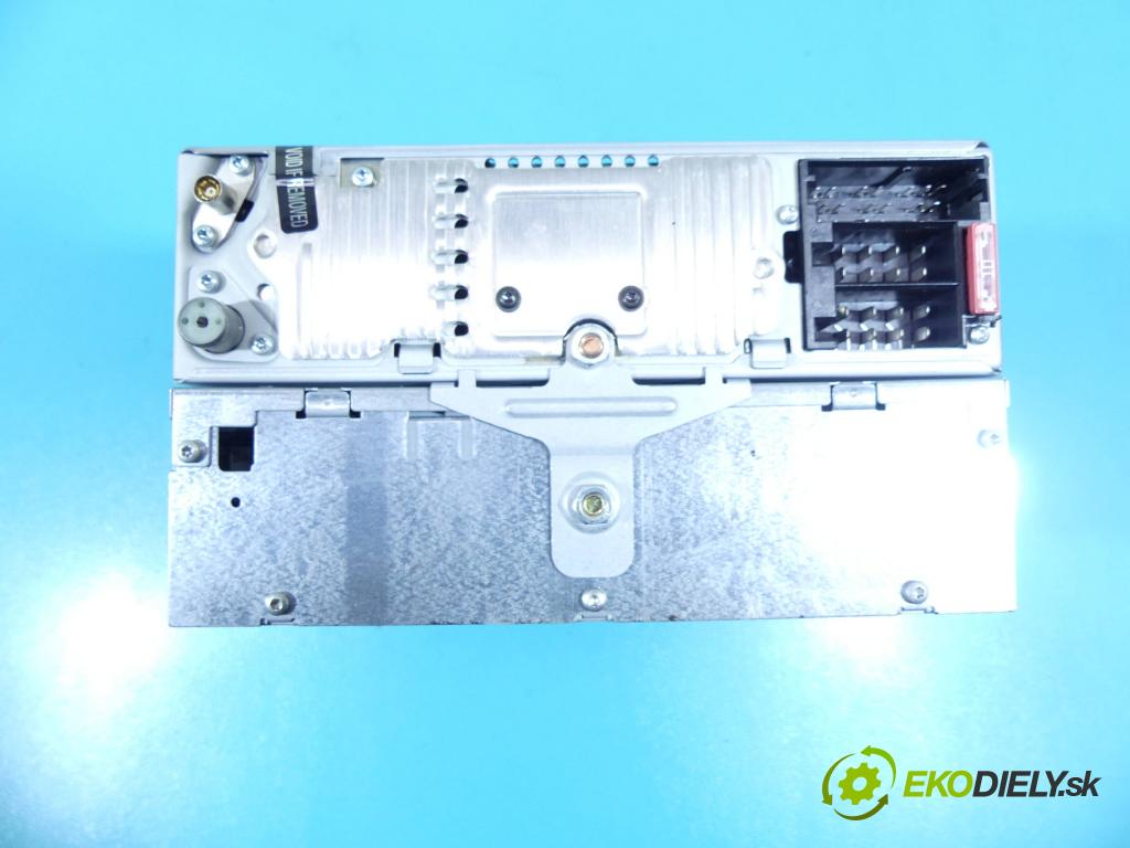 Opel Vectra C 2002-2008 2.0 T 175 HP manual 129 kW 1998 cm3 5- Radio originál 13138250