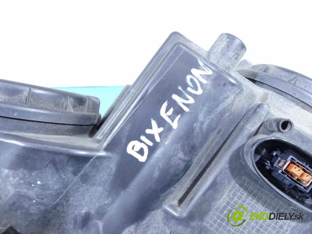 Jaguar XF I X250 2007-2015 3.0 V6 211KM automatic 155 kW 2993 cm3 4- Reflektor: pravý  (Pravé)