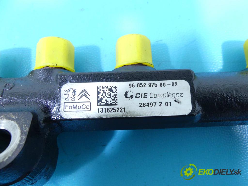 Volvo V40 II 2012-2019 1.6 D2 114 HP manual 84 kW 1560 cm3 5- lišta vstrekovacia 9685297580 (Vstrekovacie lišty)