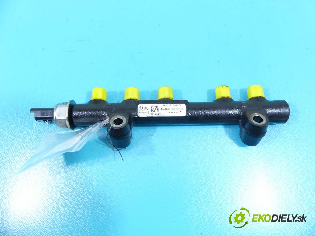 Volvo V40 II 2012-2019 1.6 D2 114 HP manual 84 kW 1560 cm3 5- lišta vstrekovacia 9685297580 (Vstrekovacie lišty)