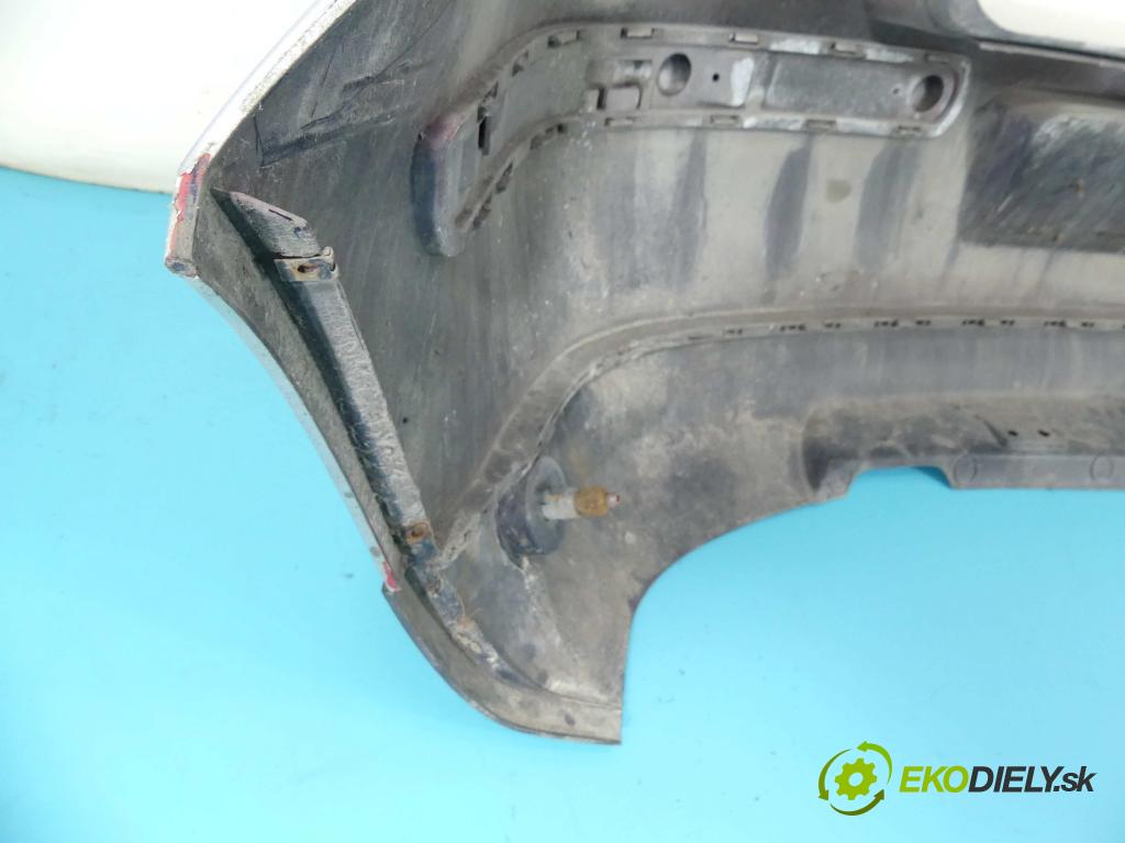 Vw Golf IV 1997-2003 1.6 SR 101 hp manual 74 kW 1595 cm3 3- nárazník zadní