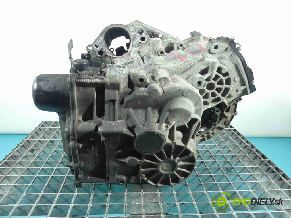 Vw Golf VI 2008-2013 1.6 tdi 105 HP automatic 77 kW 1598 cm3 5- prevodovka stupeň,rýchlosť automat NTS