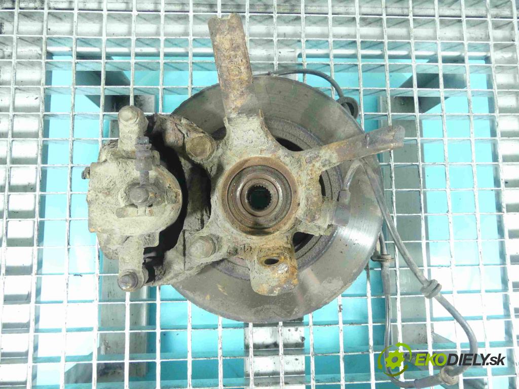 Nissan Almera N16 2000-2006 1.5 16v 90 HP manual 66 kW 1498 cm3 4- náboj pravé  (Náboje)