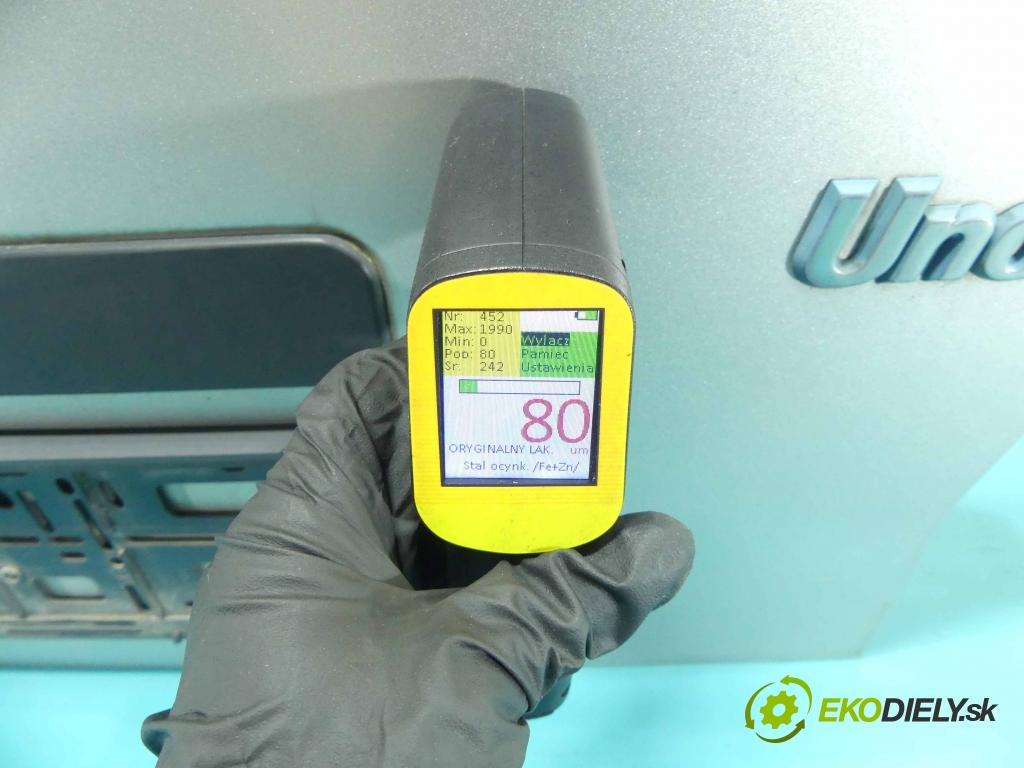 Fiat Uno 0.9 39 hp manual 29 kW 899 cm3 5- zadní kufrové dveře  (Zadní kapoty)