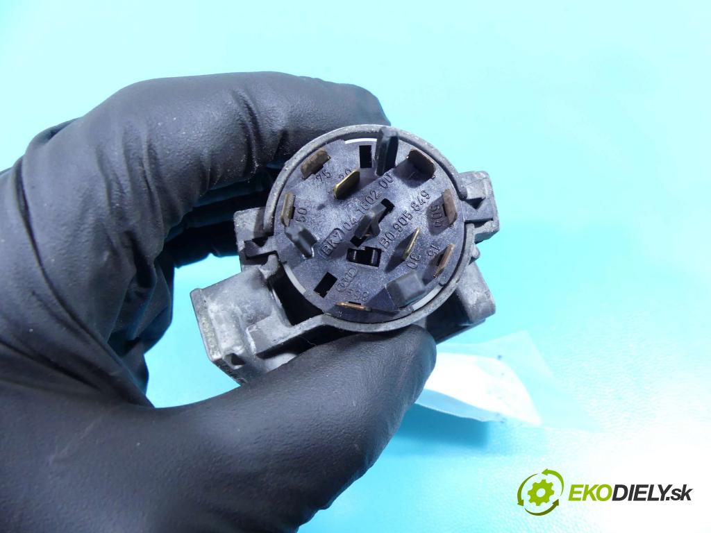 Skoda Octavia I 1996-2010 1.6 8v 75 HP manual 55 kW 1595 cm3 5- Spínačka 4B0906851C (Spínacie skrinky a kľúče)