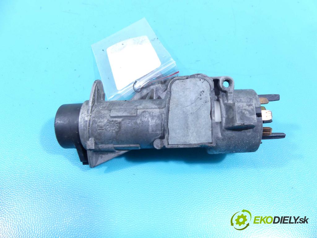 Skoda Octavia I 1996-2010 1.6 8v 75 HP manual 55 kW 1595 cm3 5- Spínačka 4B0906851C (Spínacie skrinky a kľúče)