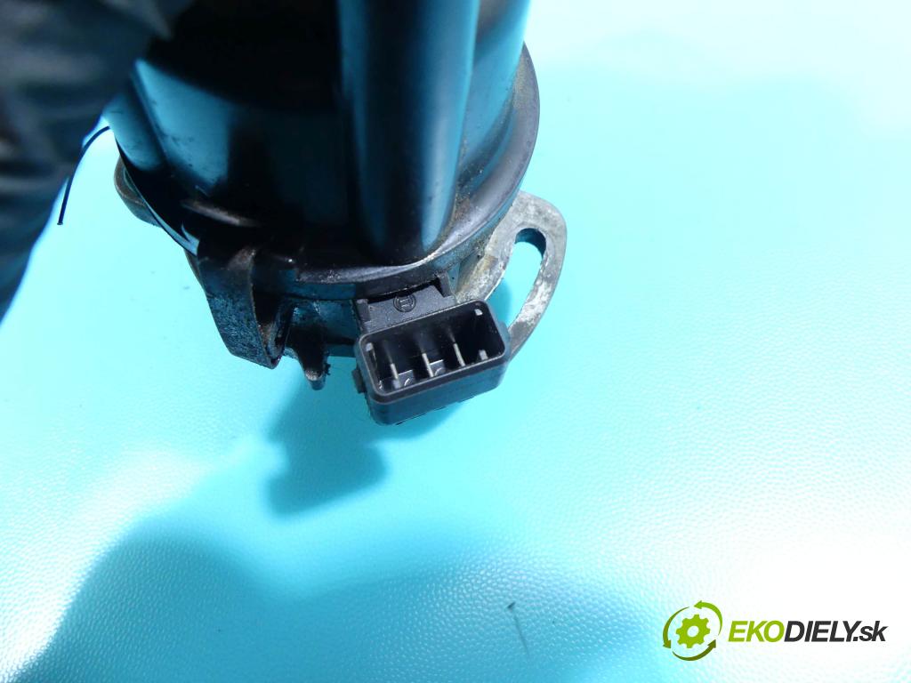 Skoda Octavia I 1996-2010 1.6 8v 75 HP manual 55 kW 1595 cm3 5- rozdeľovač 030905203AE (Rozdeľovače)