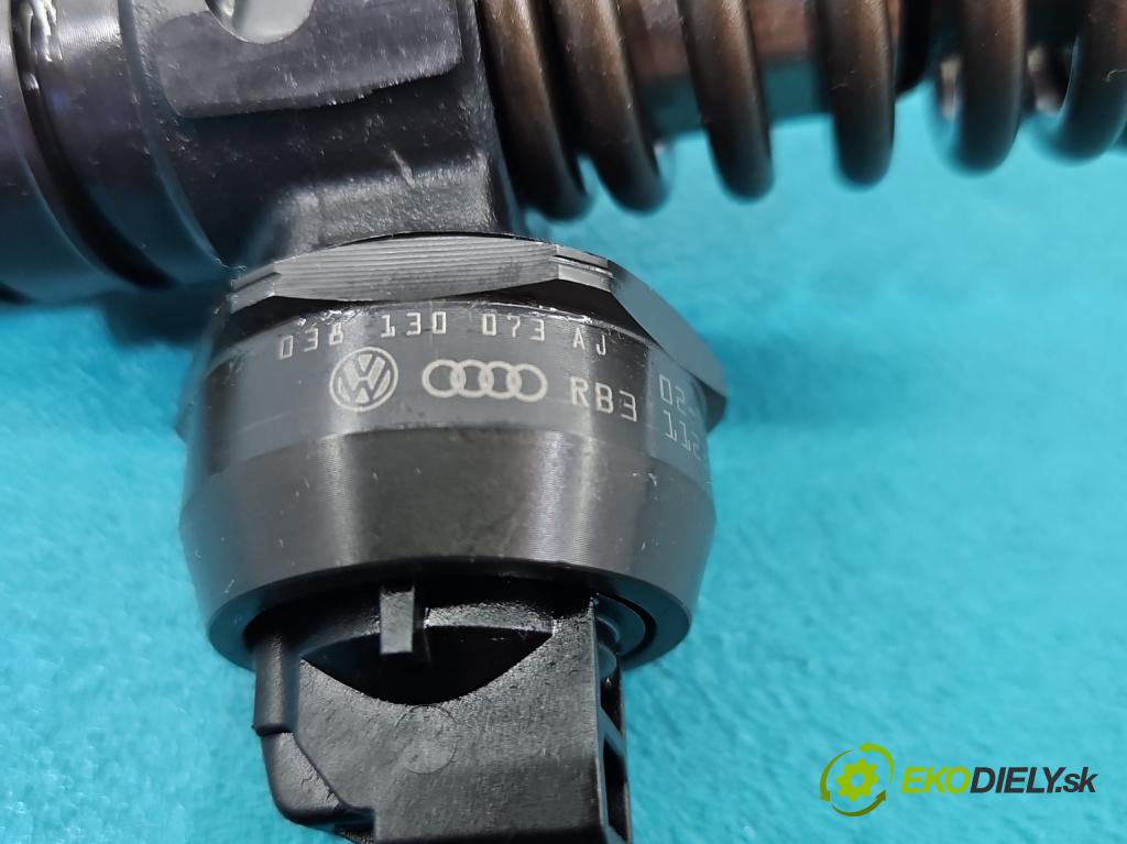 Seat Cordoba II 6L 2002-2008 1.9 tdi 101 HP manual 74 kW 1896 cm3 4- vstrekovacie čerpadlo 0414720037 (Vstrekovače)
