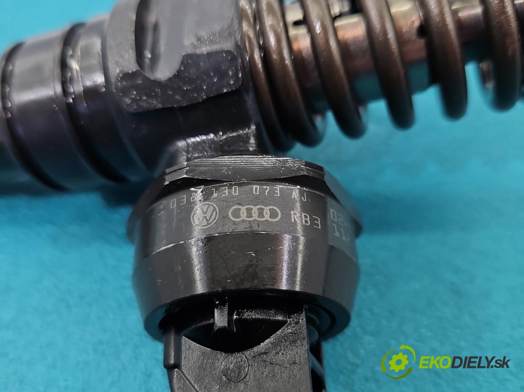 Seat Cordoba II 6L 2002-2008 1.9 tdi 101 HP manual 74 kW 1896 cm3 4- vstrekovacie čerpadlo 0414720037 (Vstrekovače)