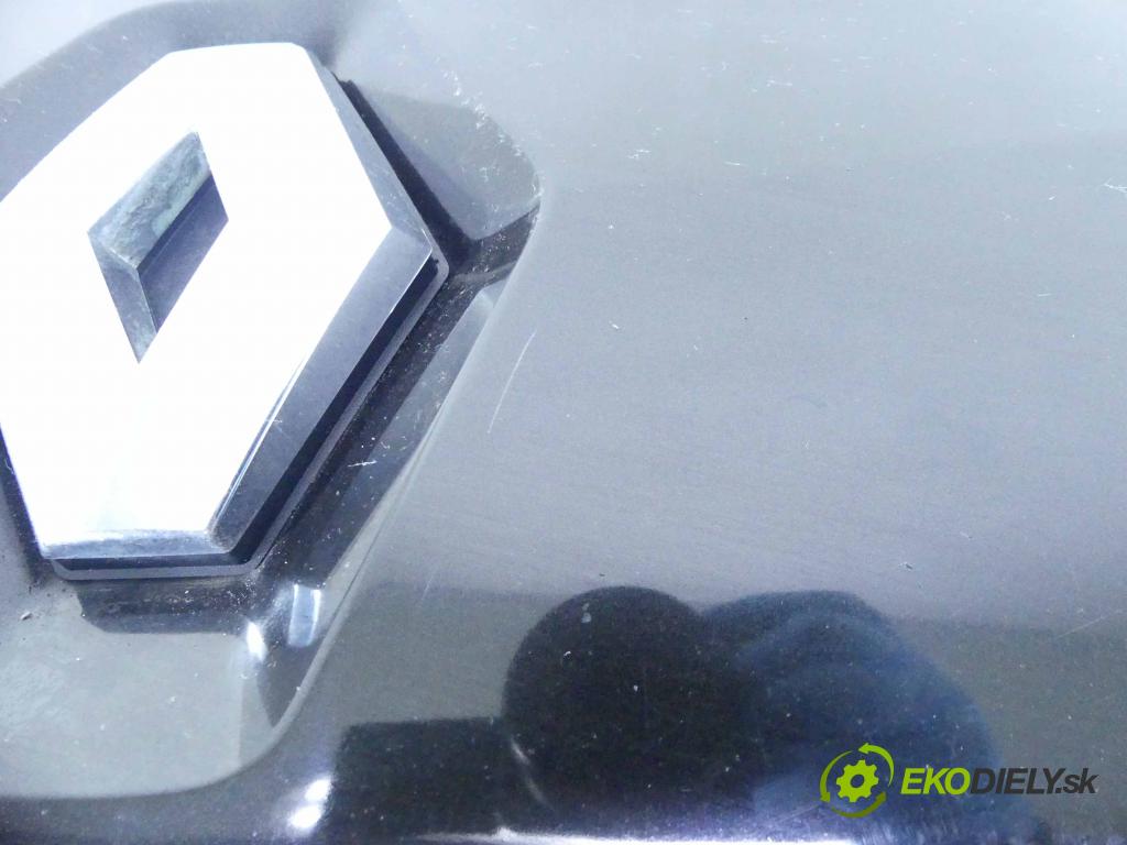 Renault Fluence 1.6 16V 110 hp manual 81 kW 1598 cm3 4- nárazník přední