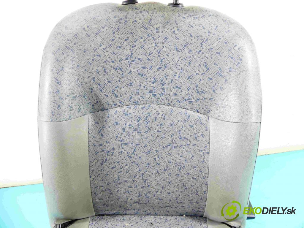 Renault Kangoo I 1998-2008 1.5 dci 65 HP manual 48 kW 1461 cm3 5- Sedačka pravý  (Sedačky, sedadlá)