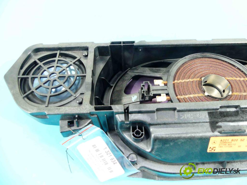 Mercedes S W221 2005-2013 3.0 cdi 235 HP automatic 173 kW 2987 cm3 4- Subwoofer: A2218205202 (Audio zariadenia)