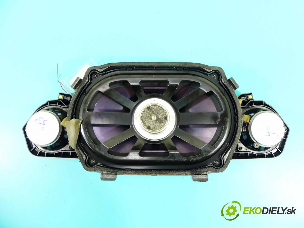 Mercedes S W221 2005-2013 3.0 cdi 235 HP automatic 173 kW 2987 cm3 4- Subwoofer: A2218205202 (Audio zariadenia)