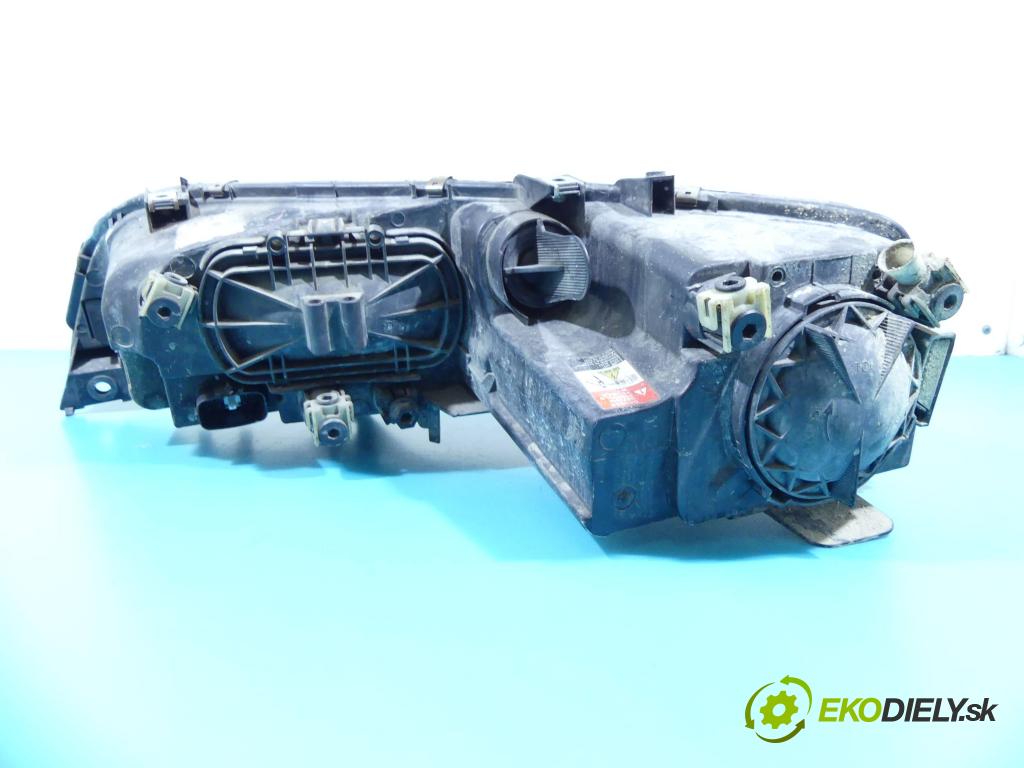 Mazda 6 I GG 2002-2007 2.0 citd 136 HP manual 100 kW 1998 cm3 5- Reflektor: pravý  (Pravé)