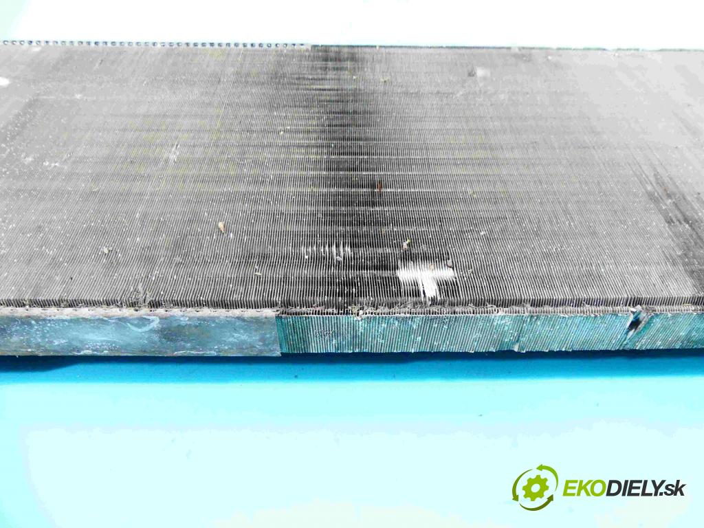 Vw Passat B3 1988-1993 1.8 90 HP manual 66 kW 1781 cm3 5- chladič voda:  (Chladiče vody)