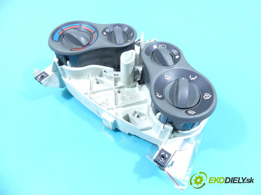 Fiat Panda II 2003-2012 1.1 MNOHO: 54 HP manual 40 kW 1108 cm3 5- panel kúrenia