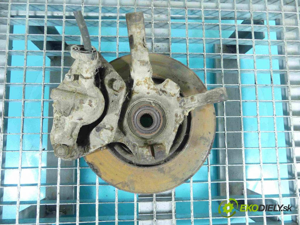 Renault Kangoo I 1998-2008 1.5 dci 65 HP manual 48 kW 1461 cm3 5- náboj pravé  (Náboje)