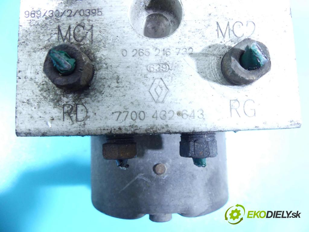 Renault Megane I 1995-2003 1.6 16V 107 HP manual 79 kW 1598 cm3 4- čerpadlo abs 0273004395 (Pumpy ABS)