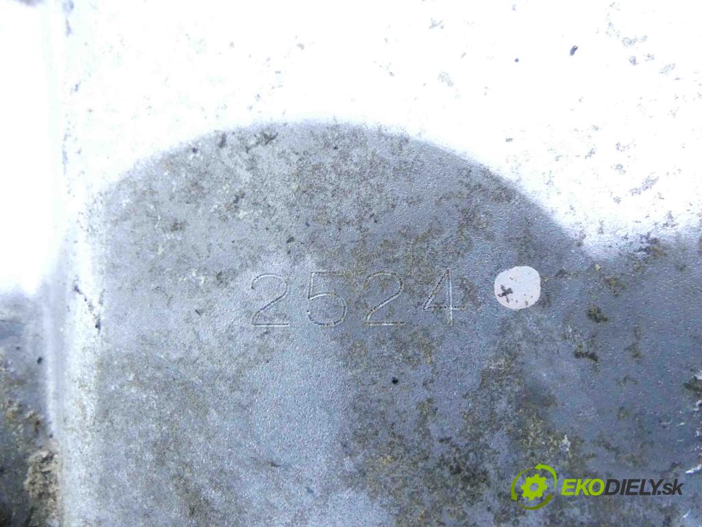 Nissan Primera P12 2001-2007 2.0 16v 140 hp manual 103 kW 1998 cm3 5- obal vačkový  (Kryty motora)