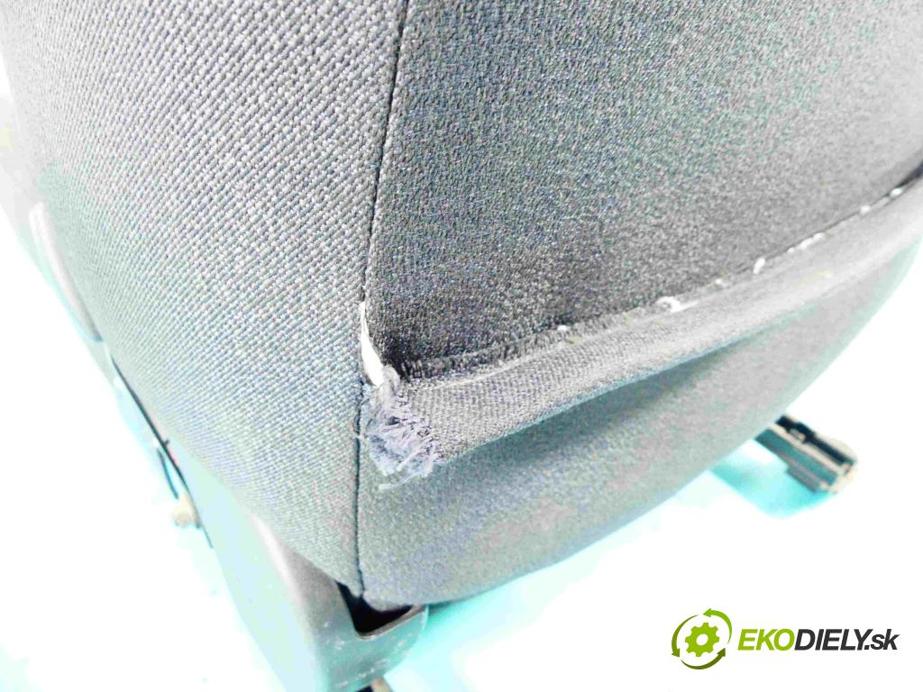 Toyota Corolla E12 2001-2009 2.0 d4d 90 HP manual 66 kW 1995 cm3 5- Sedačka pravý  (Sedačky, sedadlá)