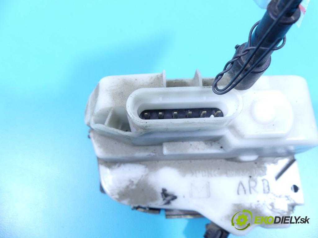 Citroen C3 I 2002-2009 1.4 hdi 90 HP manual 66 kW 1398 cm3 5- zámok zadné pravý