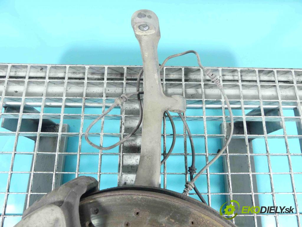 Mercedes S W221 2005-2013 3.0 cdi 235 HP automatic 173 kW 2987 cm3 4- náboj pravé  (Náboje)