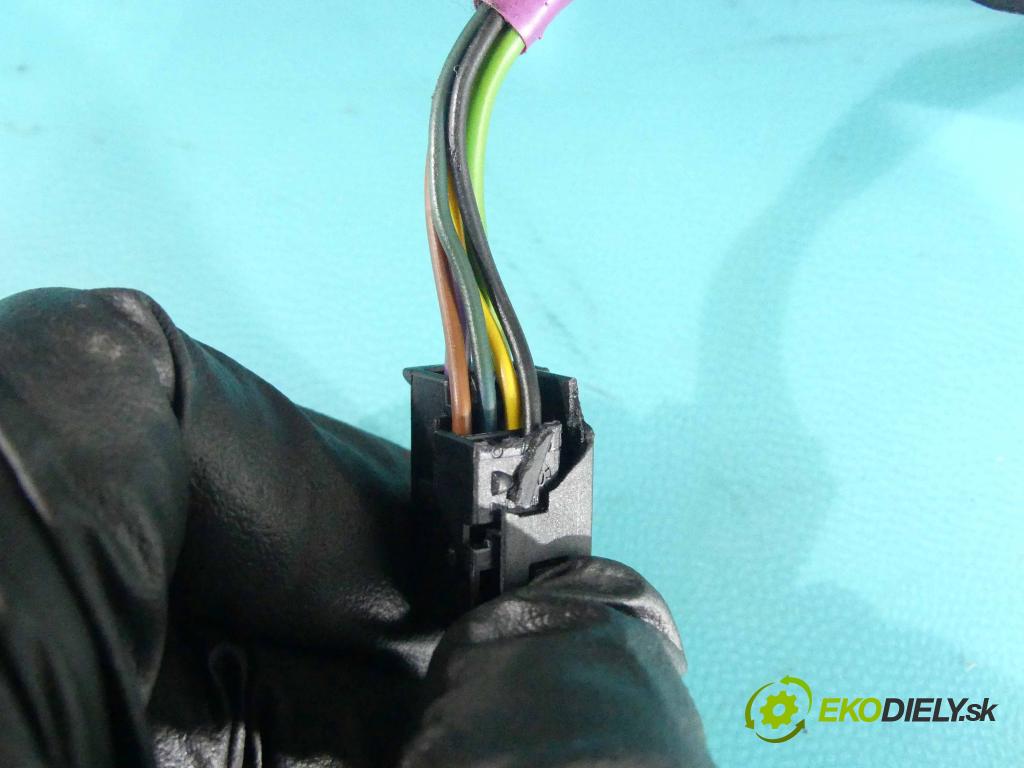 Mercedes S W221 2005-2013 3.0 cdi 235 hp automatic 173 kW 2987 cm3 4- Střešní okno: A2217800029 (Okna karoserie)