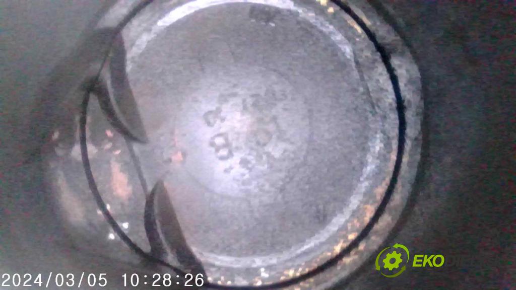 Renault Fluence 1.6 16V 110 hp manual 81 kW 1598 cm3 4- motor benzín K4MV838