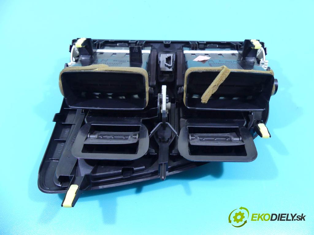 Toyota Avensis III T27 2009-2018 2.2 d4d 150 HP manual 110 kW 2231 cm3 4- Mřížka: kúrenia stredová 55670-05090 (Mriežky kúrenia (fukáre))