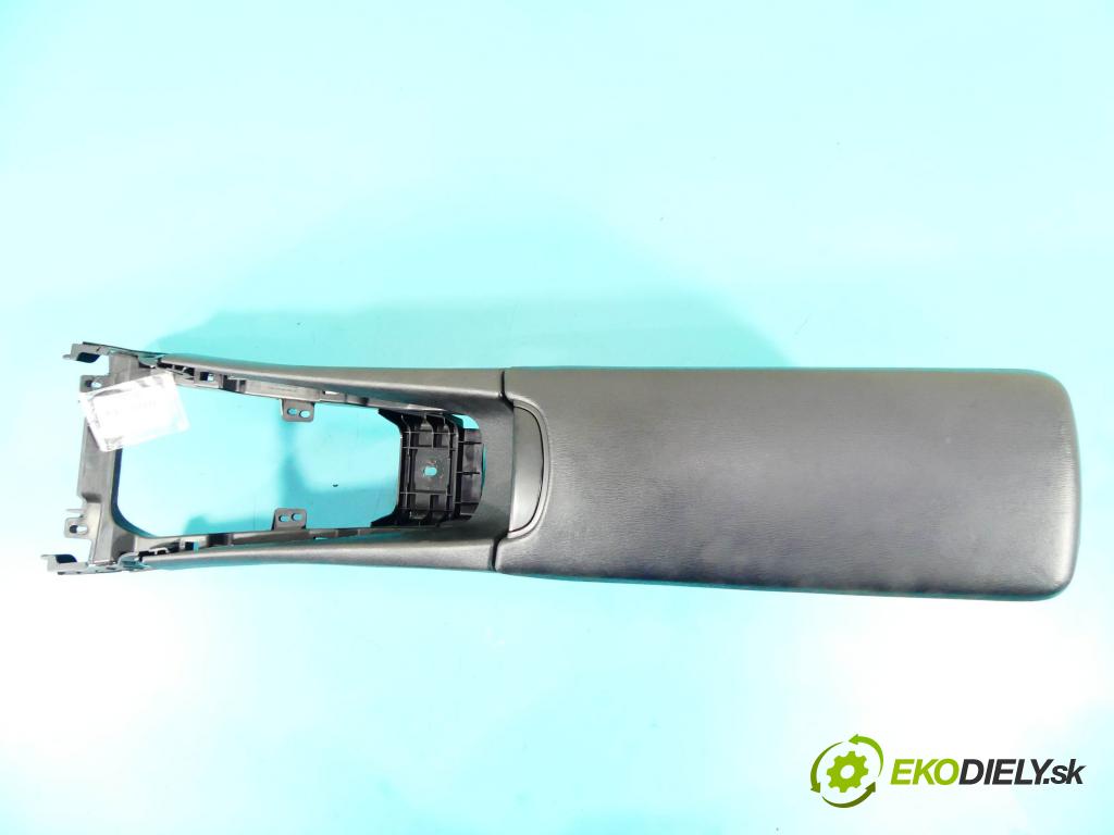 Toyota Avensis III T27 2009-2018 2.2 d4d 150 HP manual 110 kW 2231 cm3 4- operadlo 58856-05010 (Lakťové opierky)