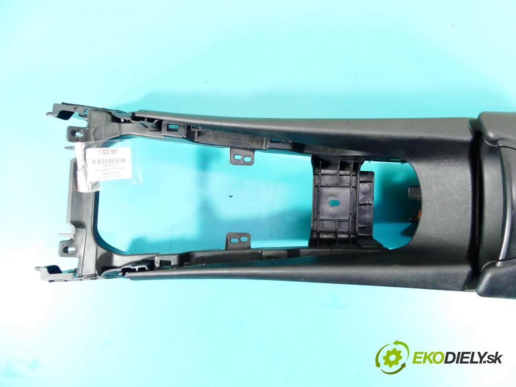 Toyota Avensis III T27 2009-2018 2.2 d4d 150 HP manual 110 kW 2231 cm3 4- operadlo 58856-05010 (Lakťové opierky)