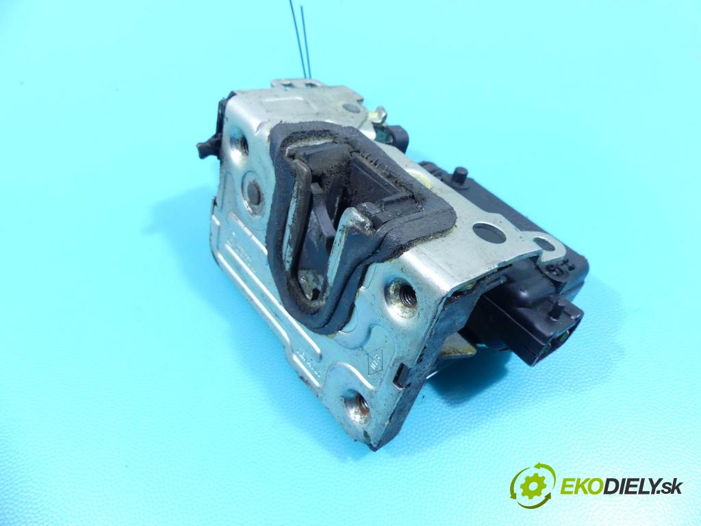 Dacia Sandero I 2008-2012 1.5 dci 86 hp manual 63 kW 1461 cm3 5- zámek zadní levý 8200735248