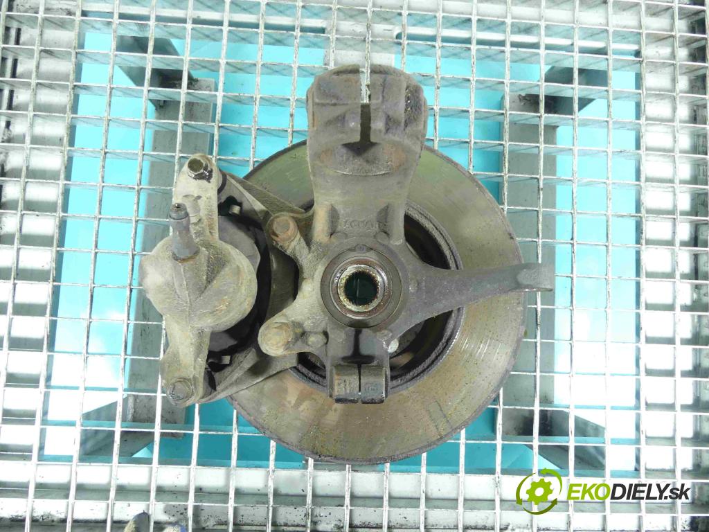 Jaguar X-type 2.0d 131 HP manual 96 kW 1998 cm3 4- náboj pravé  (Náboj)