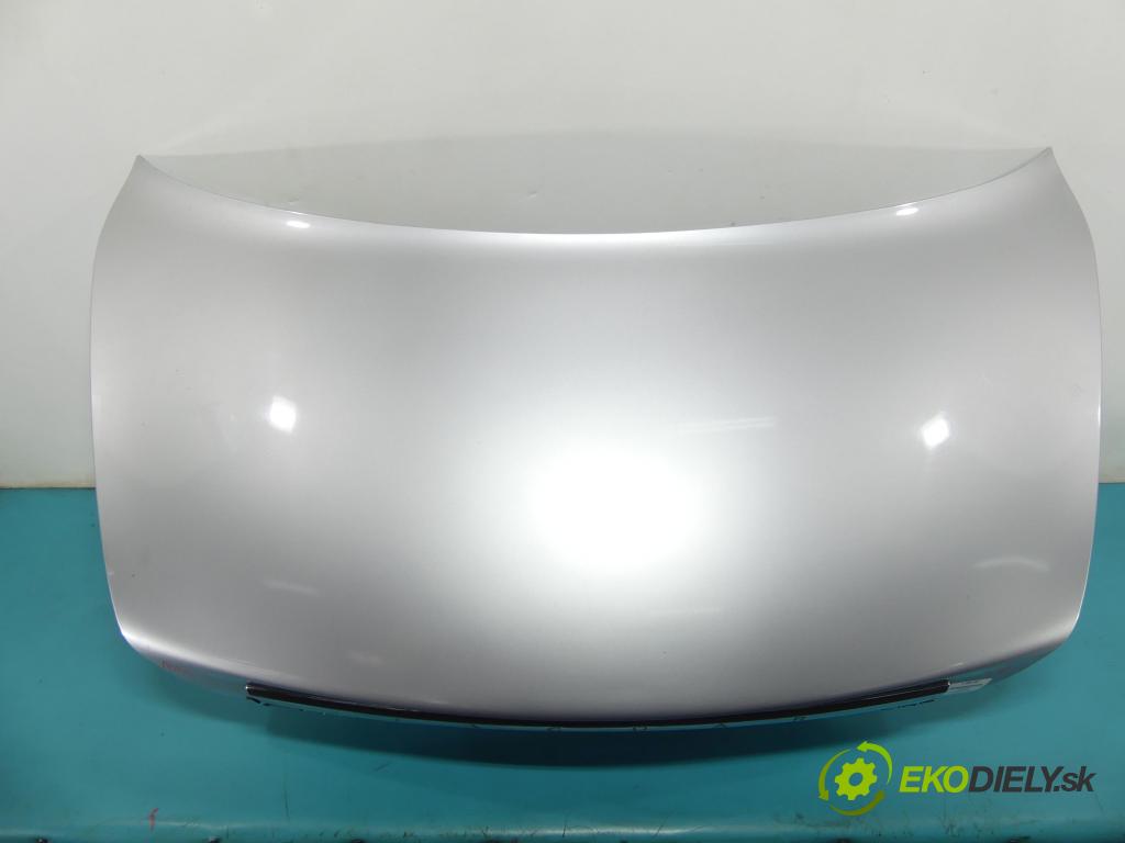 Jaguar X-type 2.0d 131 hp manual 96 kW 1998 cm3 4- zadní kufrové dveře  (Zadní kapoty)