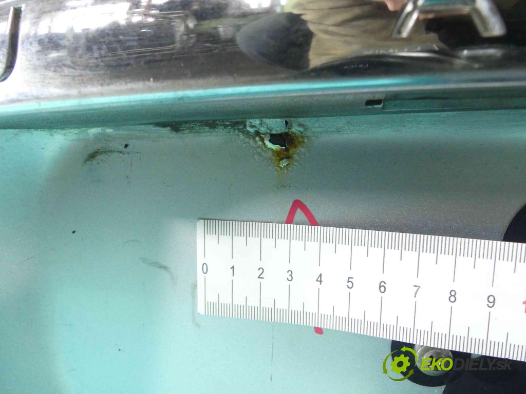 Jaguar X-type 2.0d 131 hp manual 96 kW 1998 cm3 4- zadní kufrové dveře  (Zadní kapoty)