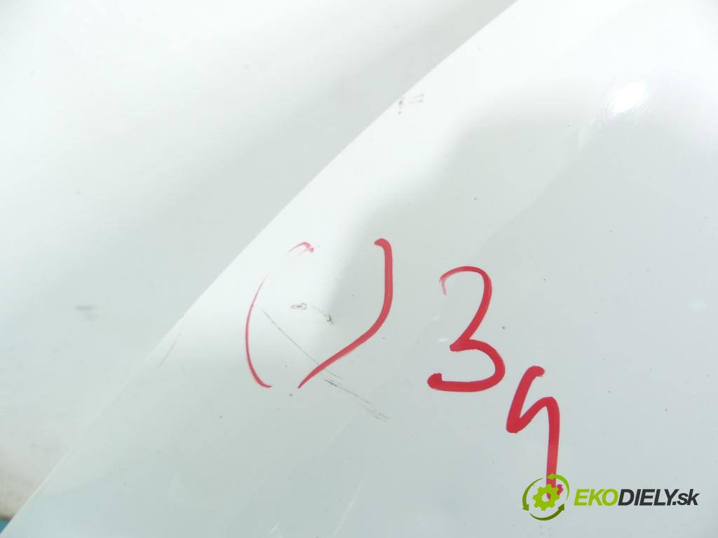 Fiat Seicento 0.9 39 hp manual 29 kW 899 cm3 3- zadní kufrové dveře  (Zadní kapoty)